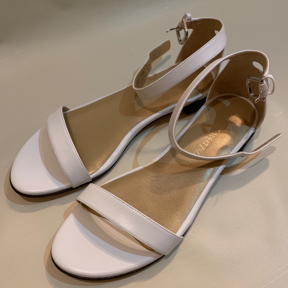 Brand new Stuart Weitzman white flat sandals